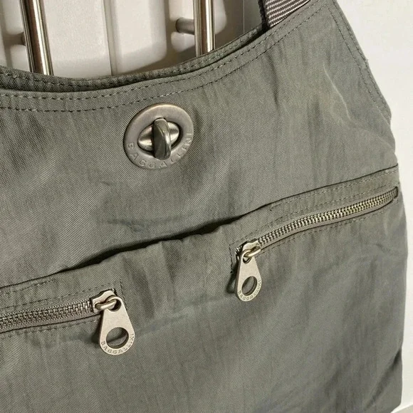 BAGGALLINI Grey Nylon Shoulder/Travel Bag - Picture 2 of 8